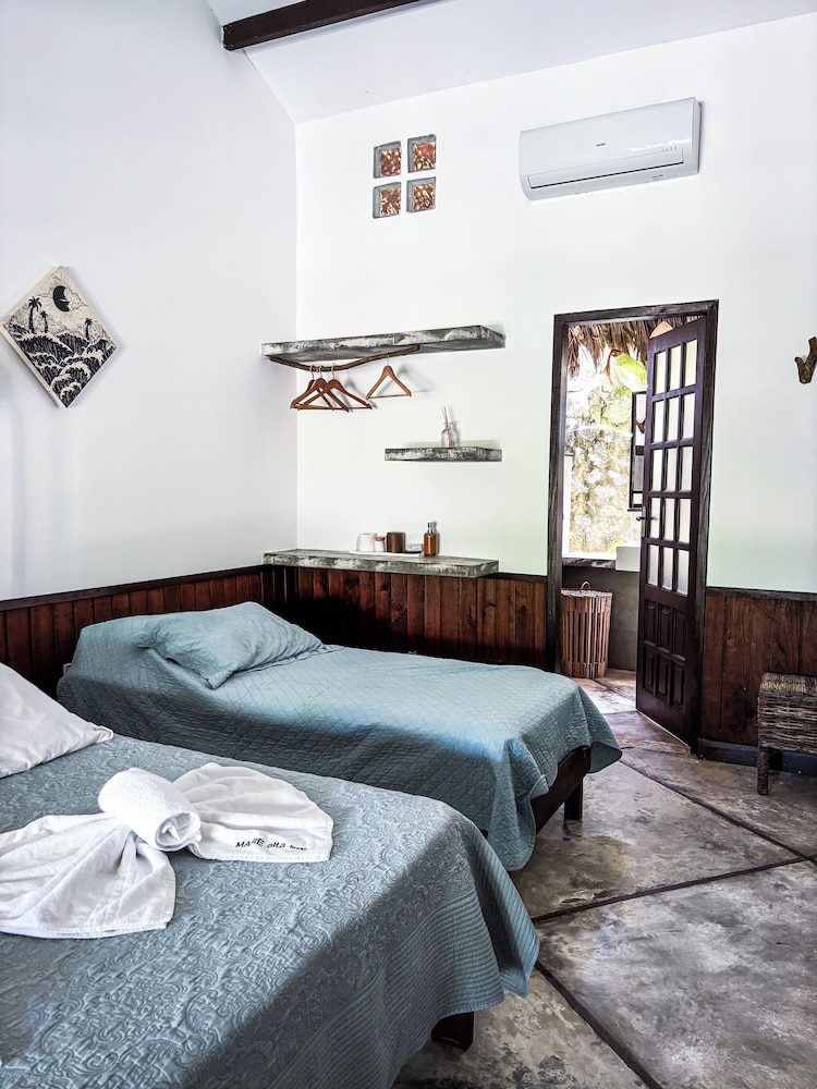Room-spacious Suit Tarifa