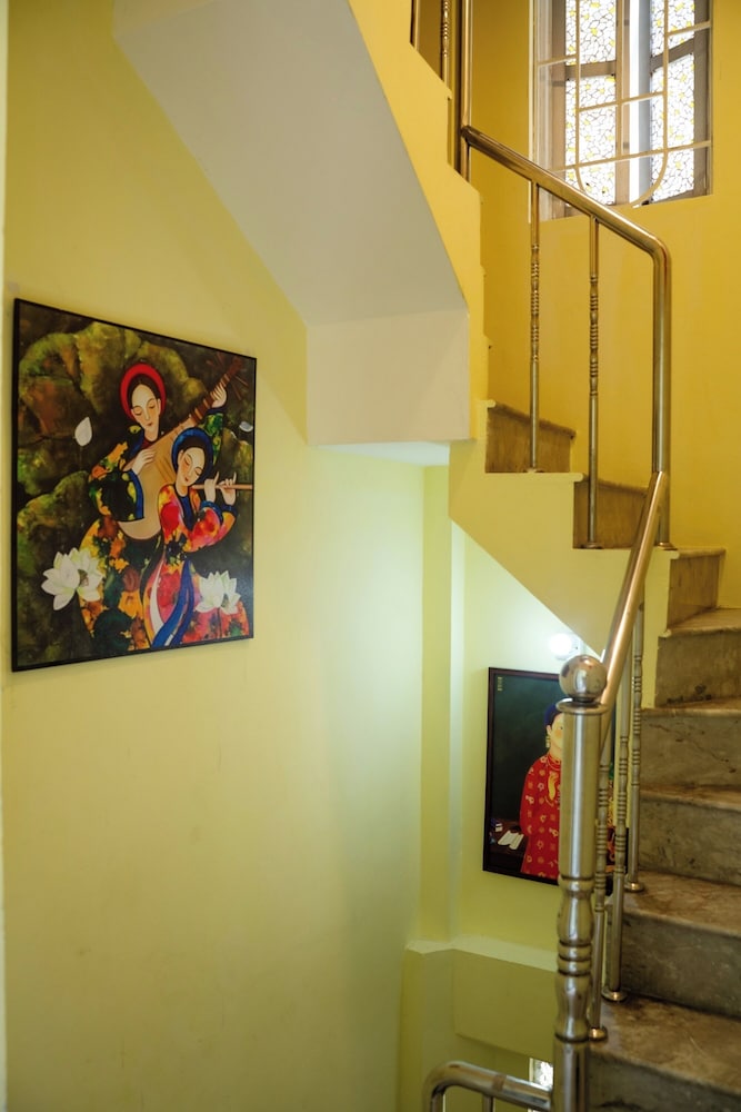CozyPosy Premier Apartment