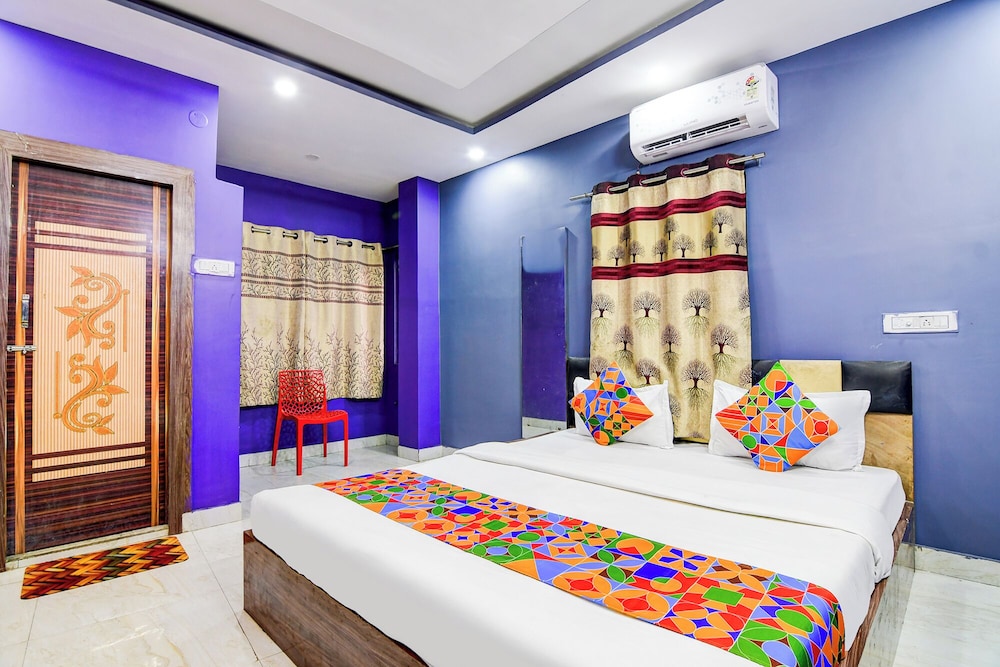 Fabhotel Love Birds Chinar Park
