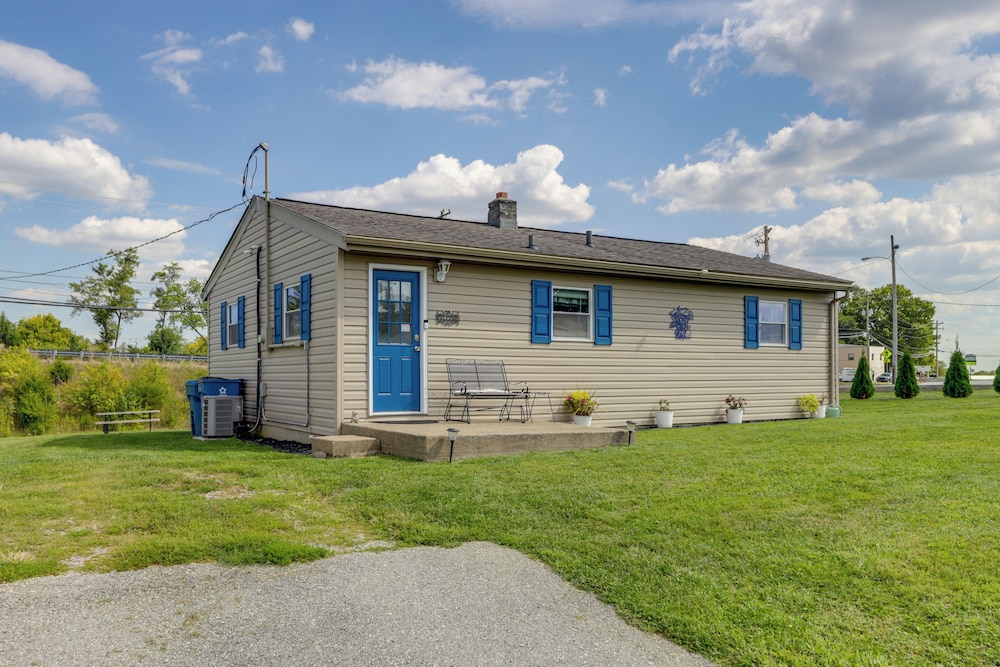 1 Mi to Main Street: Family Home in Williamstown