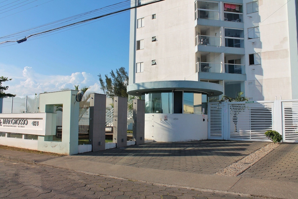 Resid. Clube Mar Grosso- Laguna - LAG201