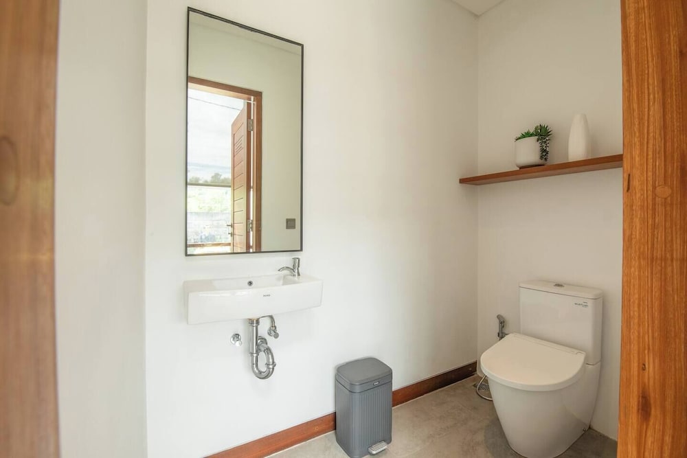 Elegant Villa Sinara 2BR With Sea View