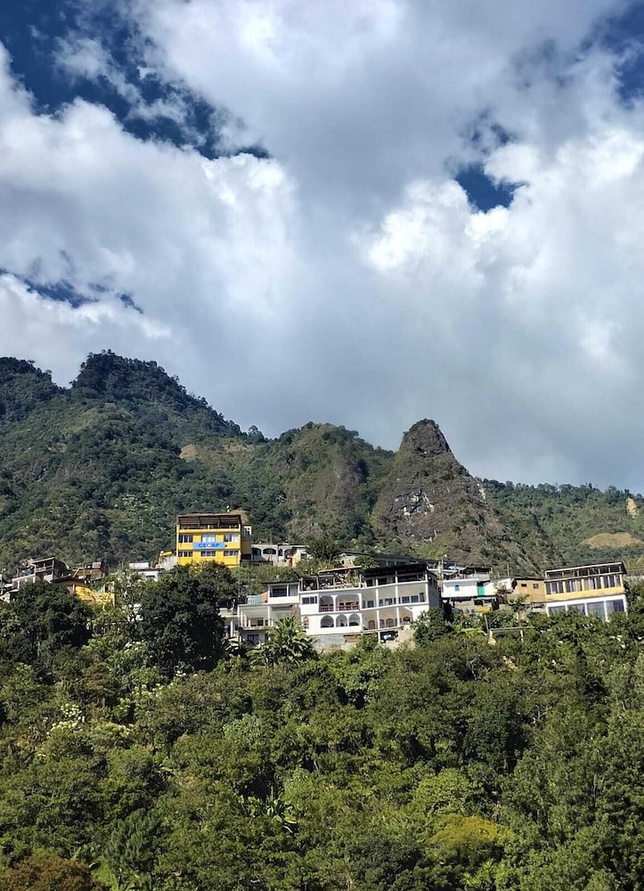 lemon tree hostels