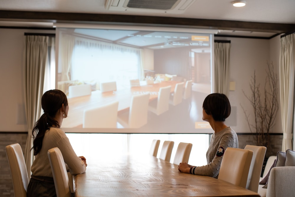 meeting & event spaces