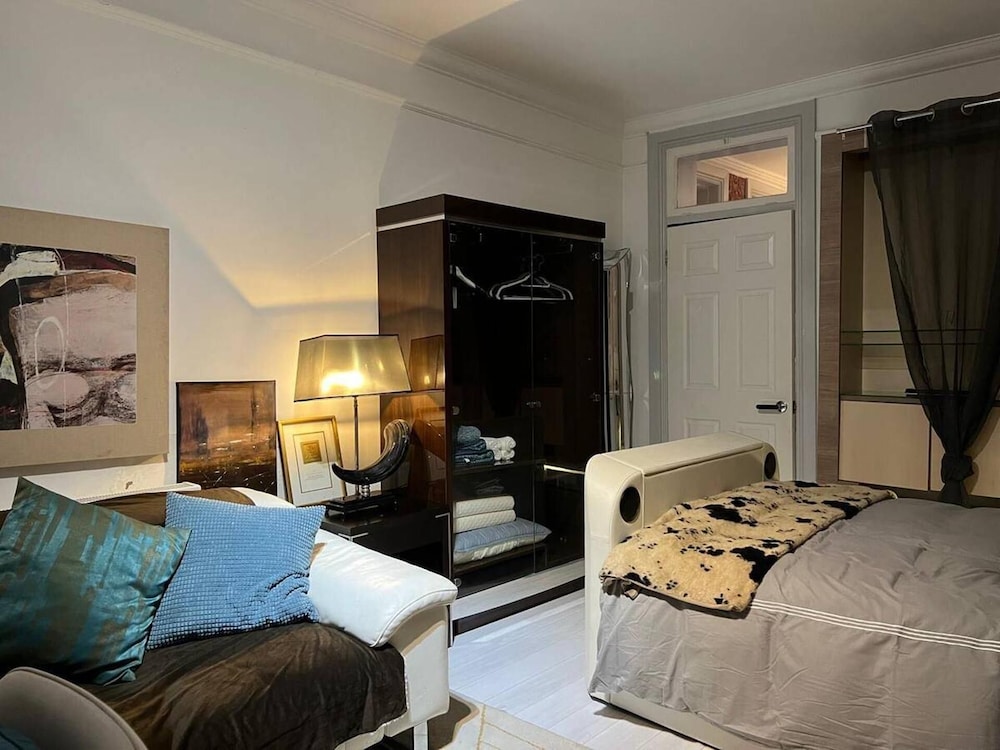 Luxury Westminster Apartment by Westminster Abbey