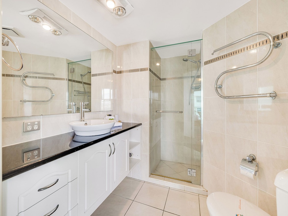 Chateau Royale Beach Resort Maroochydore