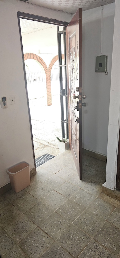 Cuartos independientes con baño privado
