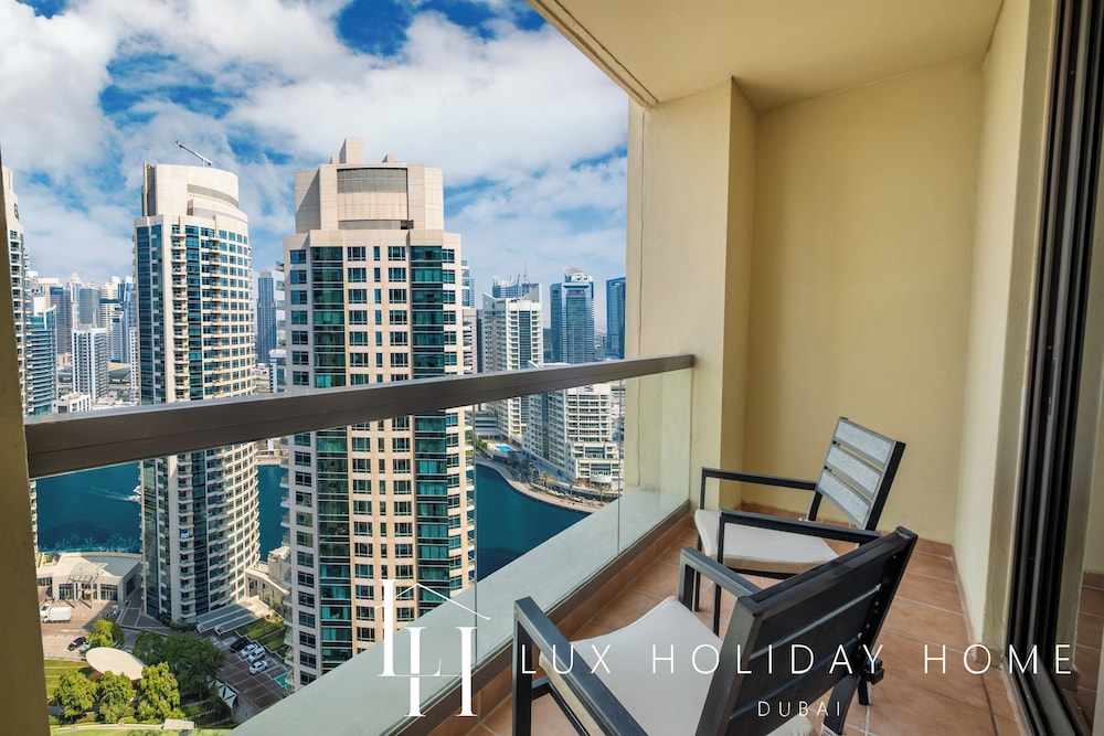LUX The JBR Central Suite