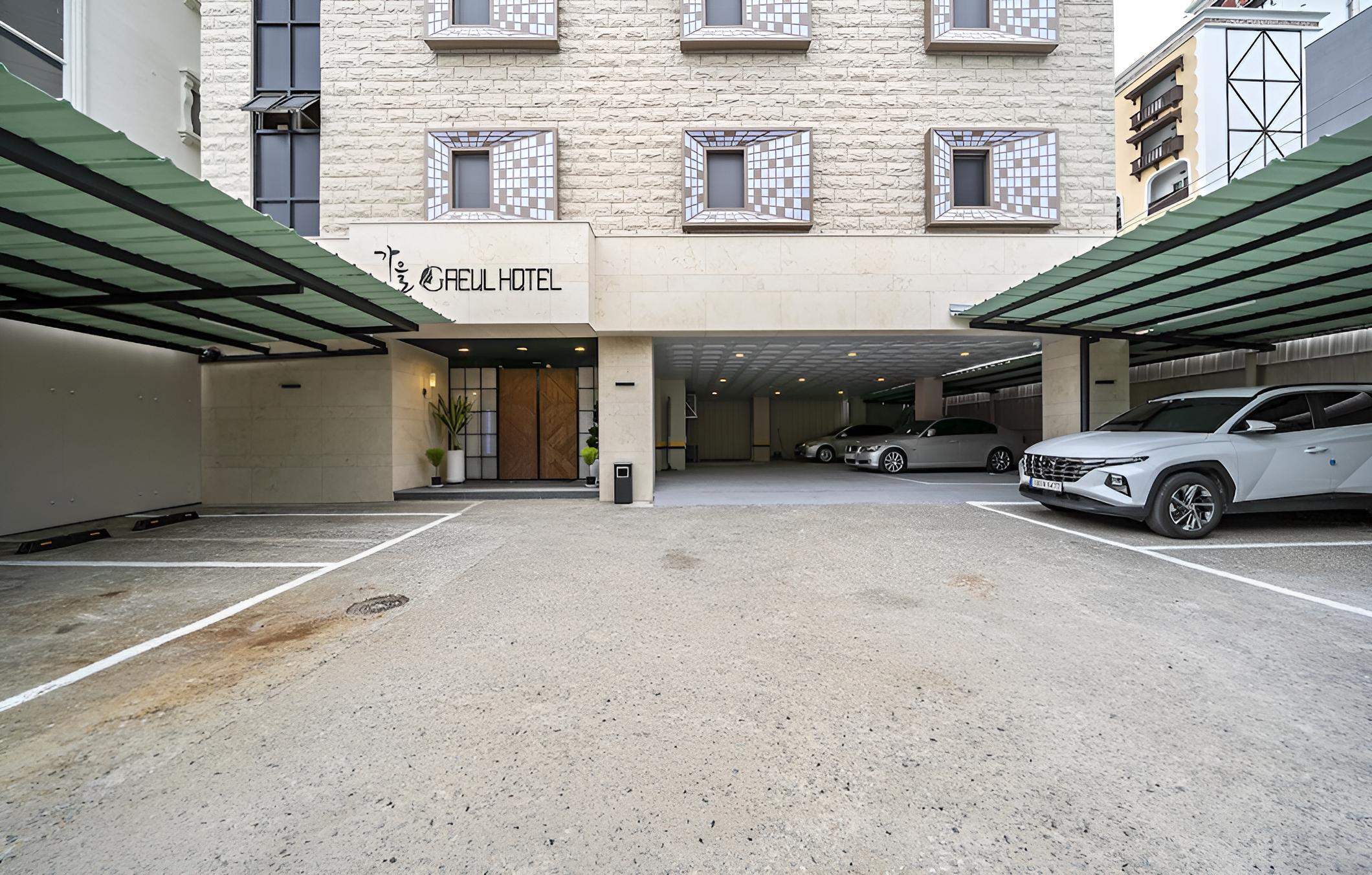 Chungju Hotel Fall view 2