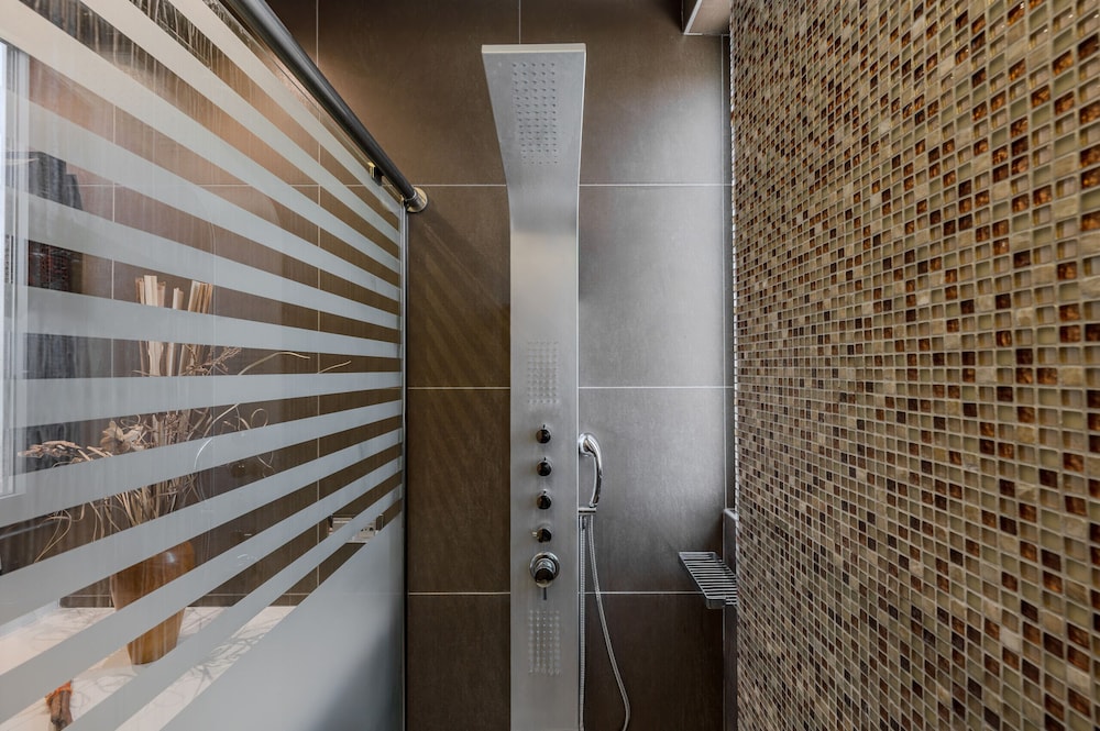 Artemis beachfront Villa