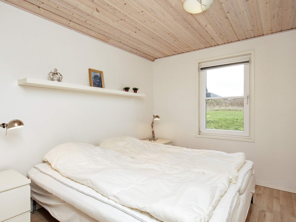 10 Person Holiday Home in Lokken view 2