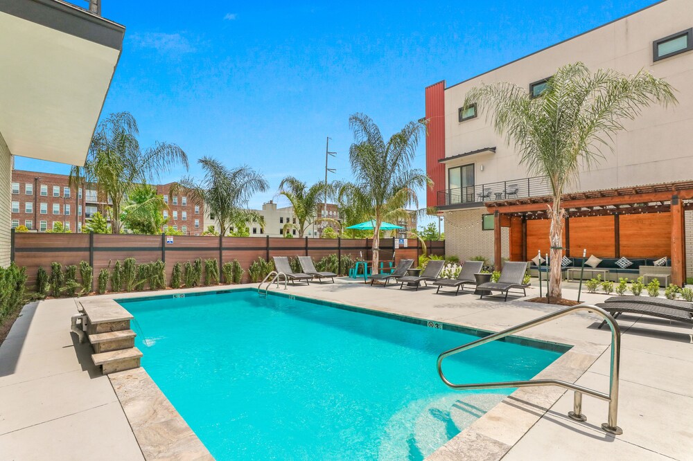 Bienville Villas Brand New 4BR - Image 2