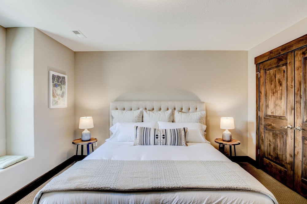 Noah s Retreat by Boutiq view 3