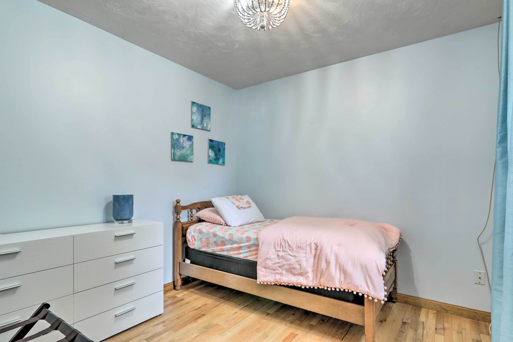 Hyannis Vacations - Lovely Hyannis Cottage - Walk to Beach  Main St! - Property Image 30