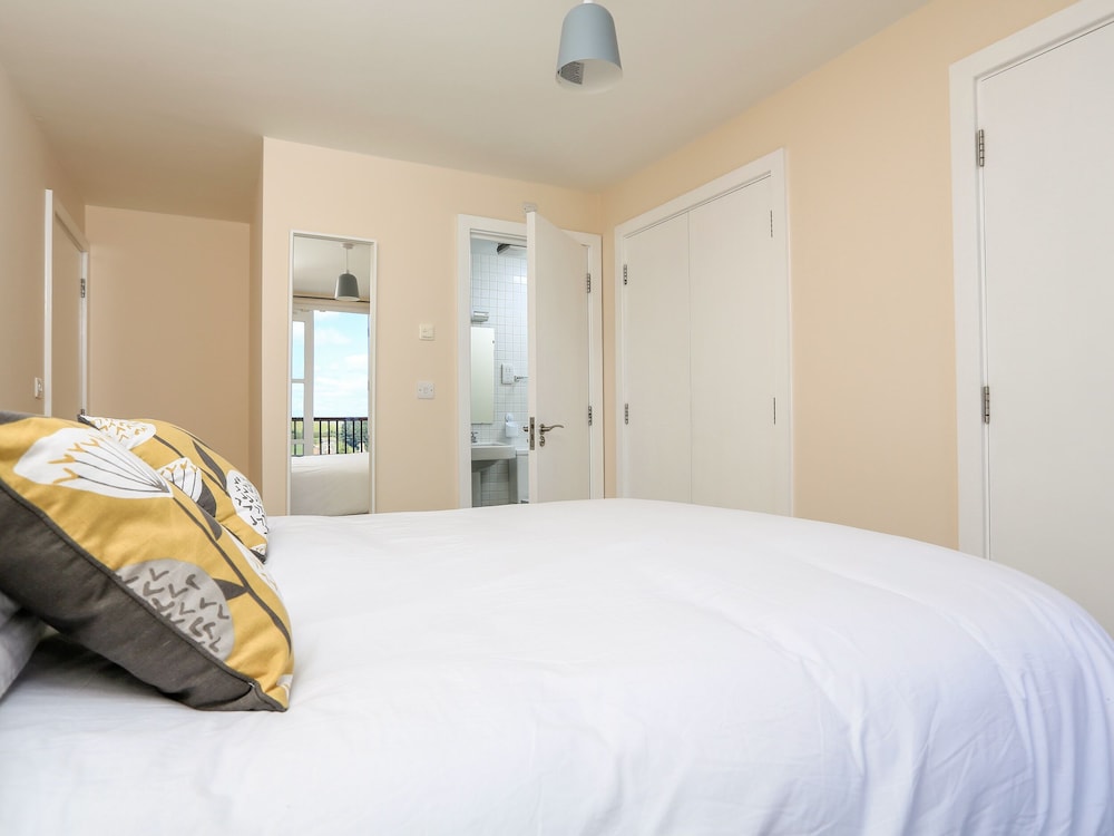 12 Combehaven