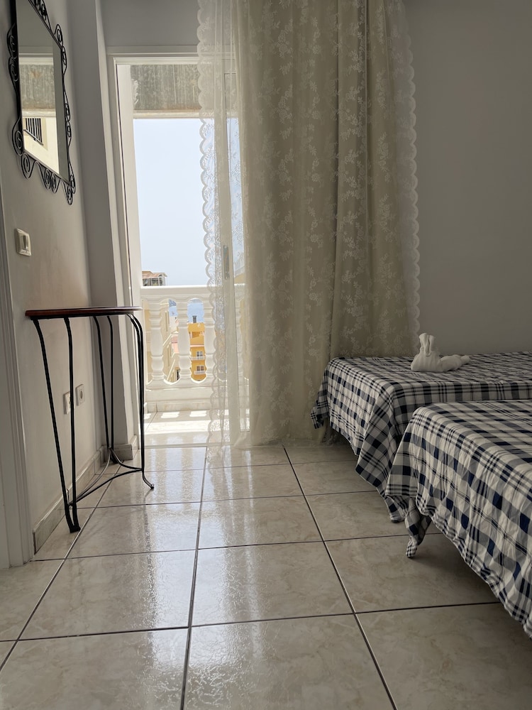 Pension Casa Blanca