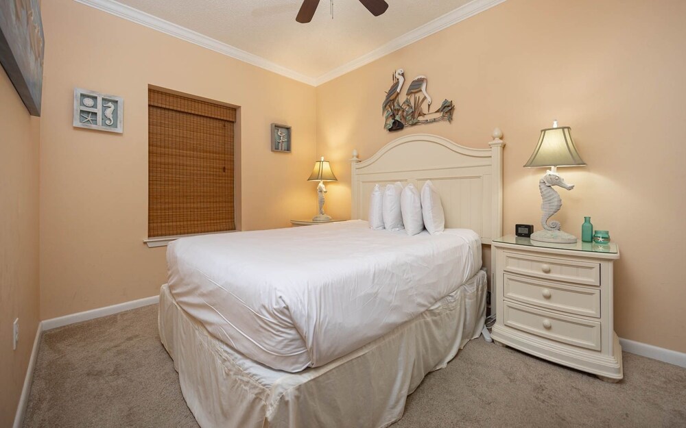 Phoenix Vi 61408 3 Bedroom Condo