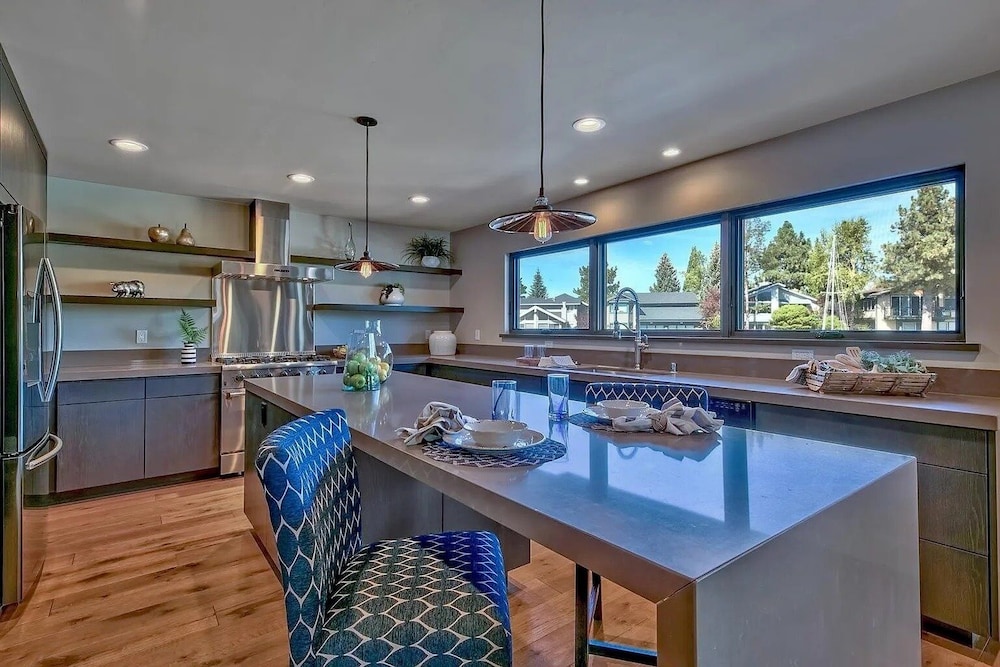 2030 Marconi Way 5 Bedroom Home