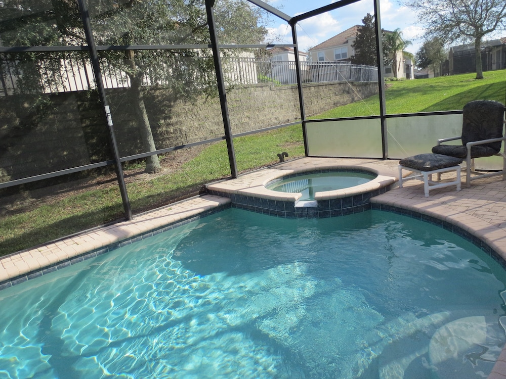 Deluxe Homes with Private Pool by SVV - Image 3