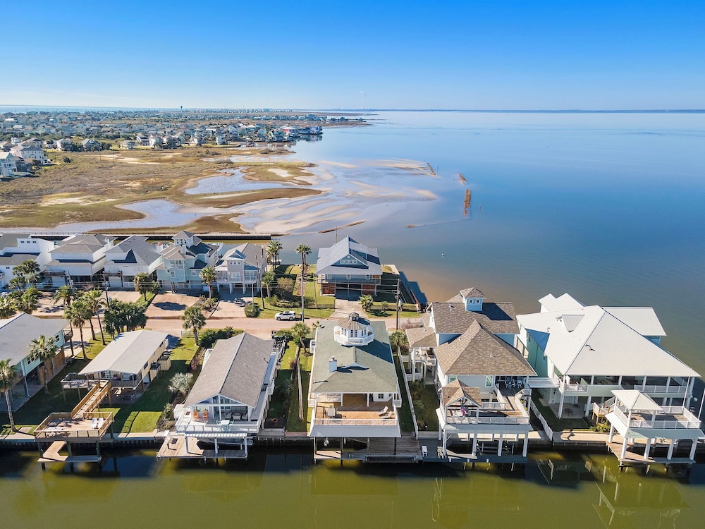 Reelview by Ryson Vacation Rentals