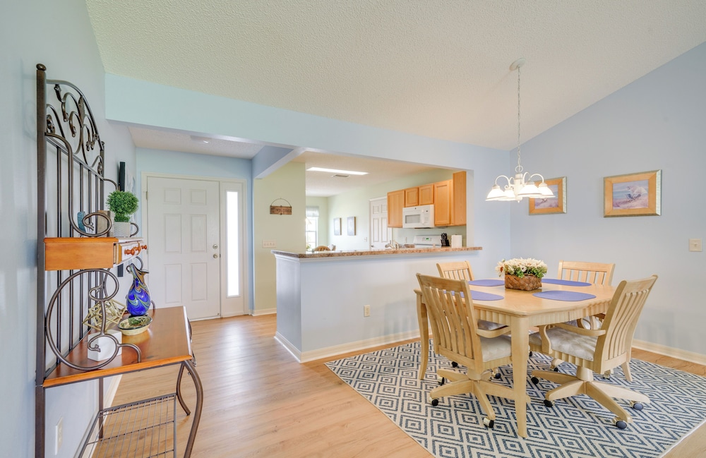 Walk to Community Perks: Home in The Villages