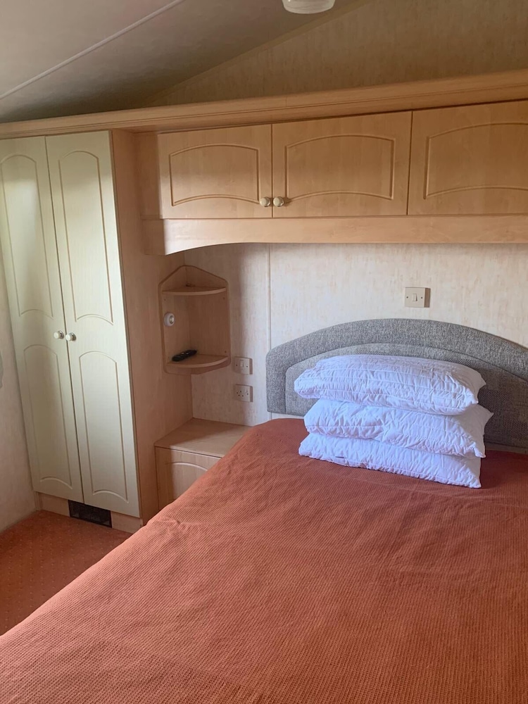 Seafront Cozy Static Caravan With Sea Vievs