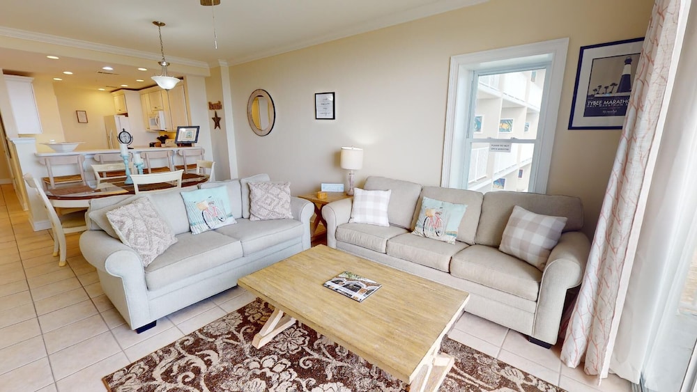 Beach House 2 by Tybee Vacation Rentals