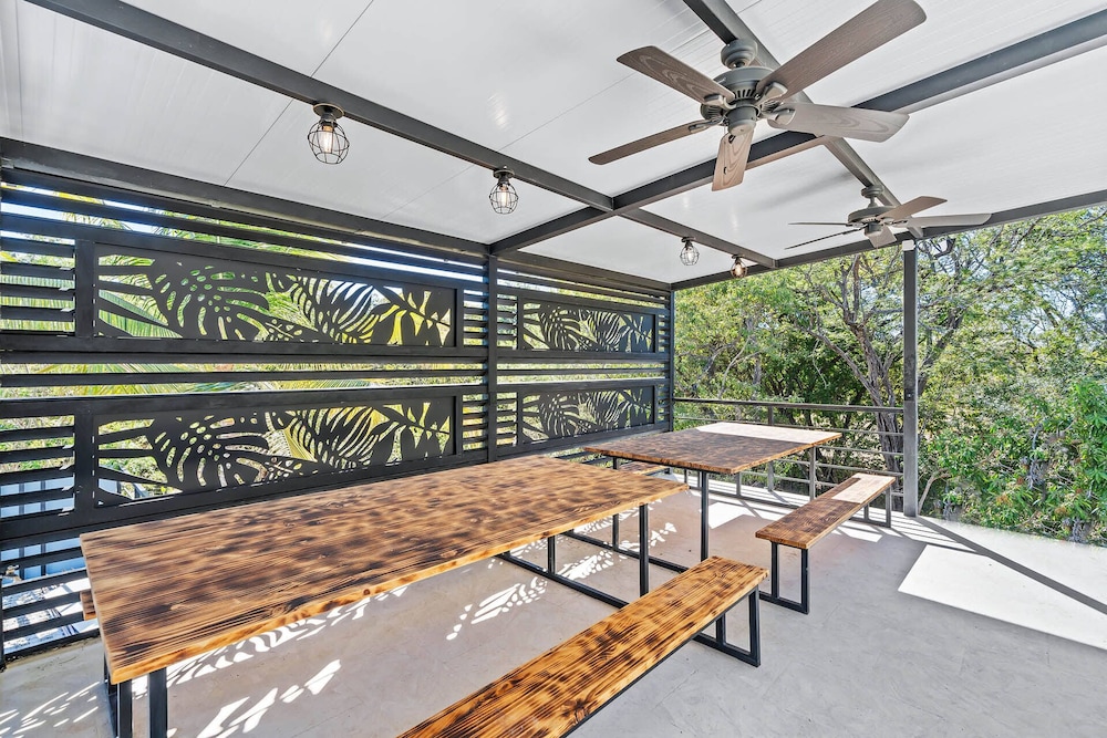 Brand-New 6BD Giant with Private Pool by SPCR
