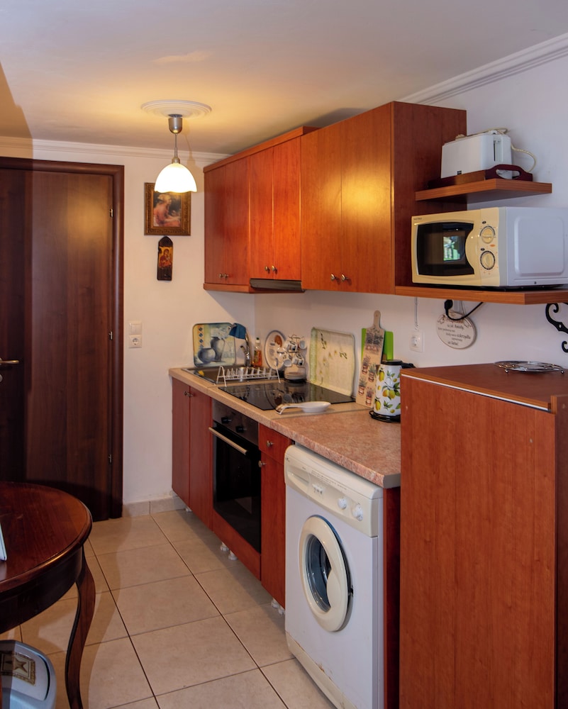Gigi Star Tatiana Luxury Apartment