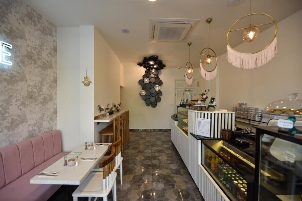 La Farine Hotel - Image 7