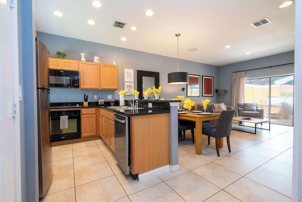 Cozy 2Bd Spa/Jacuzzi Close To Disney @ Encantada 3029