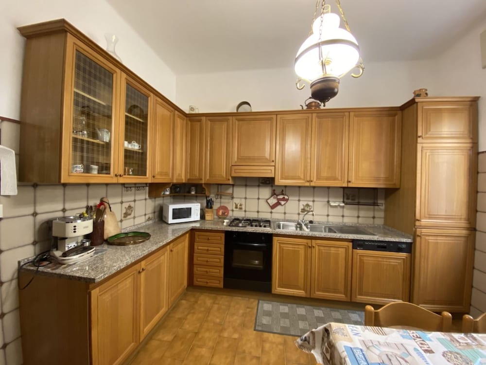 Four-room Apartment 6 Sleeps IN Princess Area-rif Came