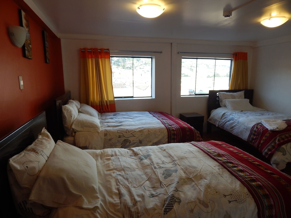 Qori punku - Hostel