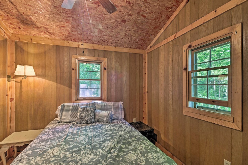 Pisgah Forest 'the Oak' Cabin w/ Deck by Creek view 2