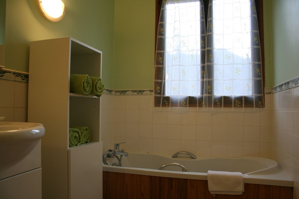 Photo 28