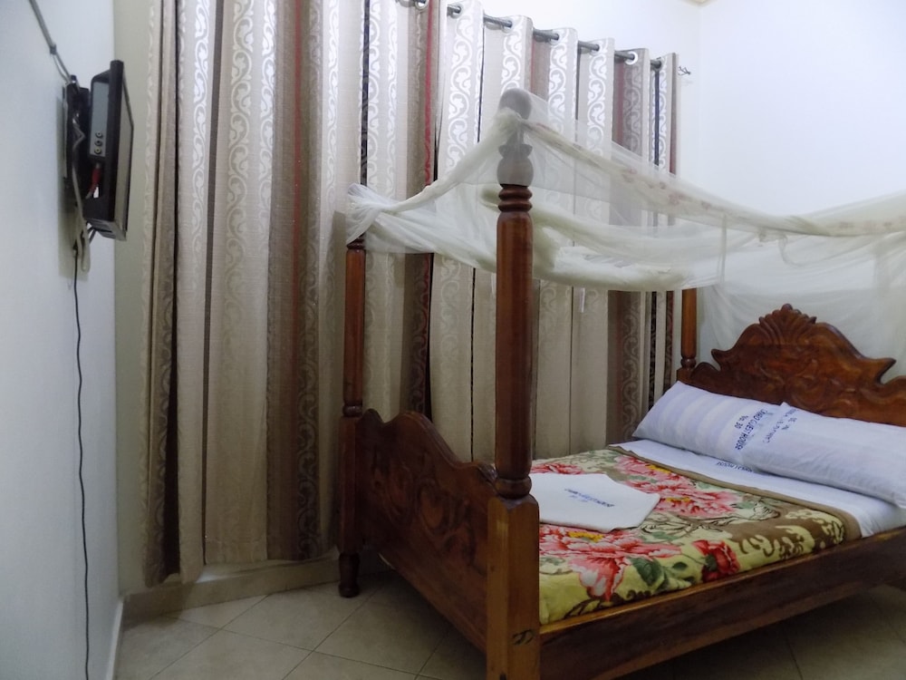 Japs Motel Mbarara