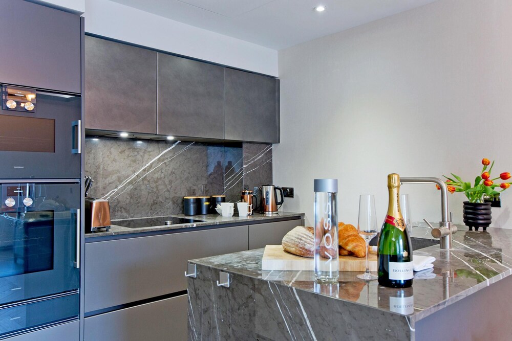 2-bed Executive Apt 620