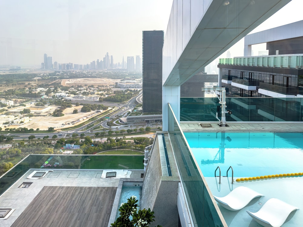 Marco Polo - Furnished 1BR With Skyline Views Near Zabeel Park