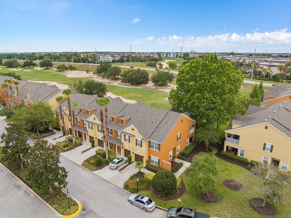 Super Fly- Movie Loft w Recliners Near Disney