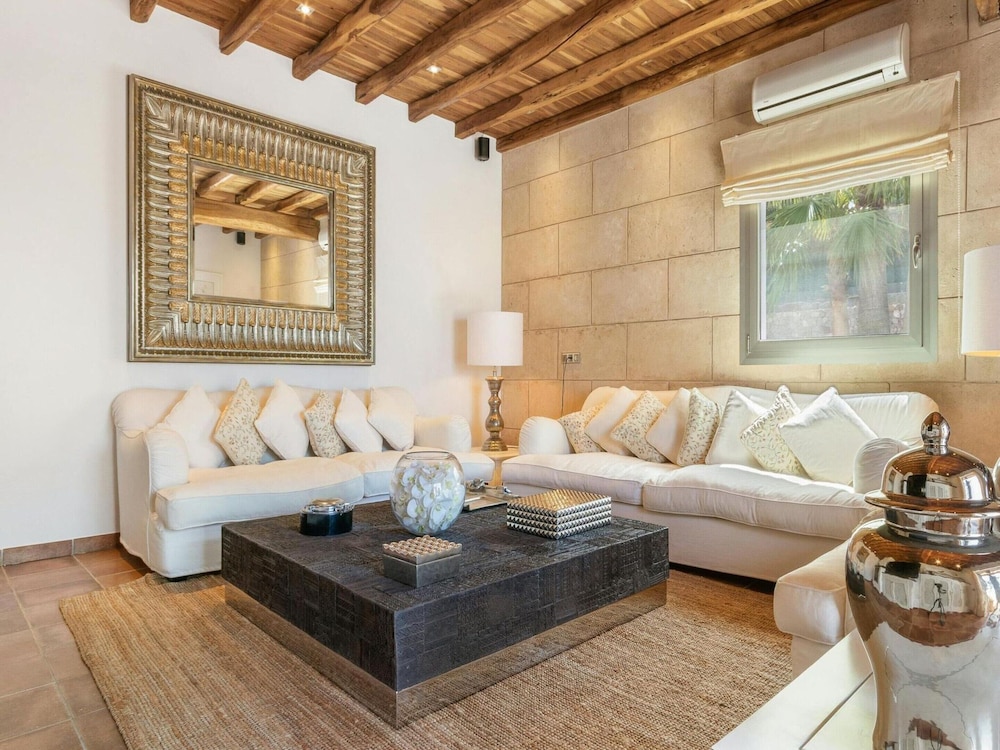 Holiday Home in Stunning Ibizan Landscape