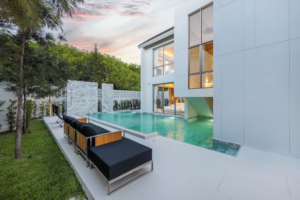 Luxury 3BR Villa Wallaya with Private Pool