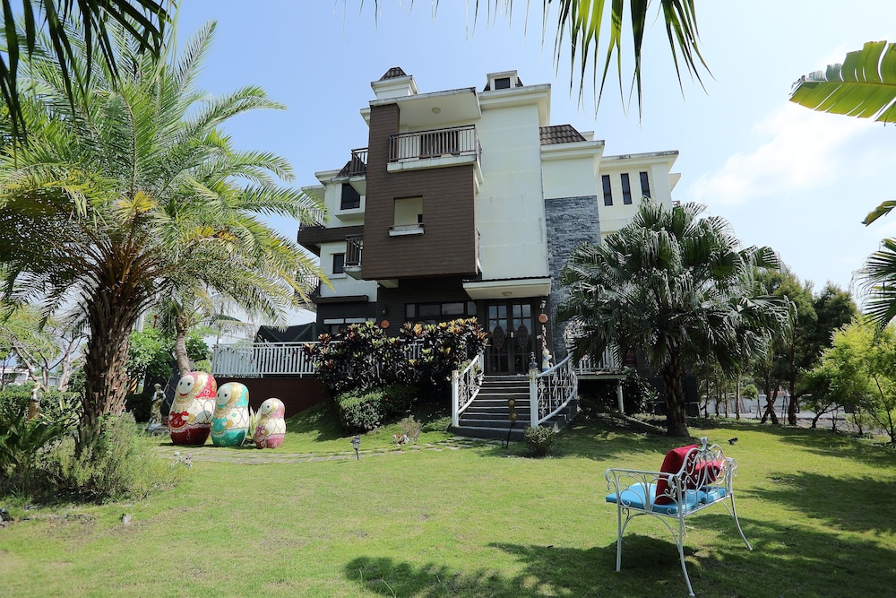 Sofia Villa