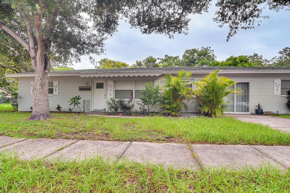 Largo Duplex w/ Patio, Near Beaches & Dining! view 5