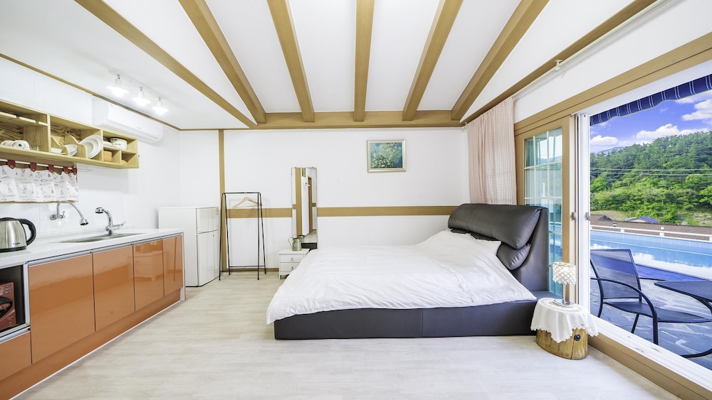 hotel room