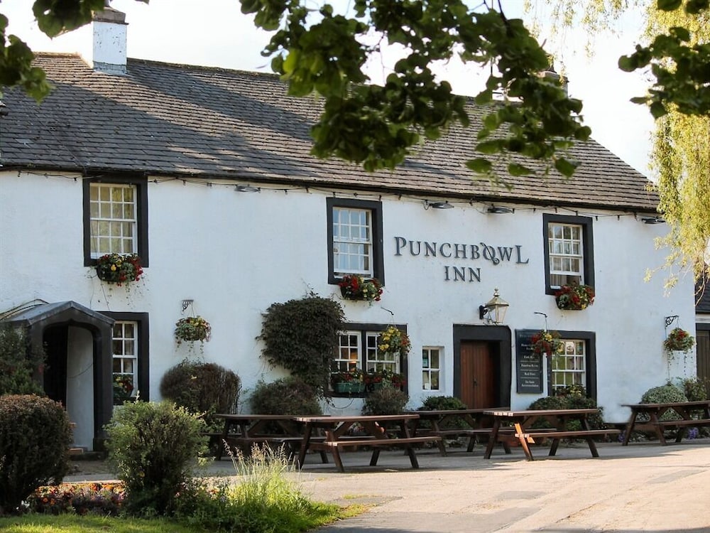 Penrith Vacations - Punch Bowl Inn - Property Image 45