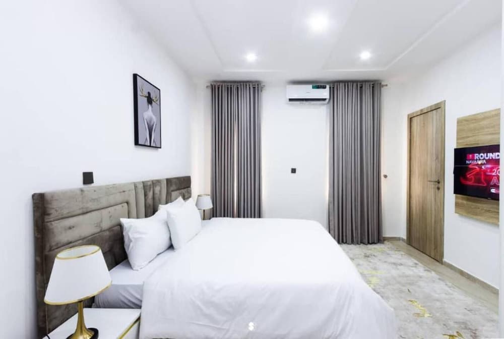 Furnished 4-bed House Lekki Phase 1 Lagos view 4
