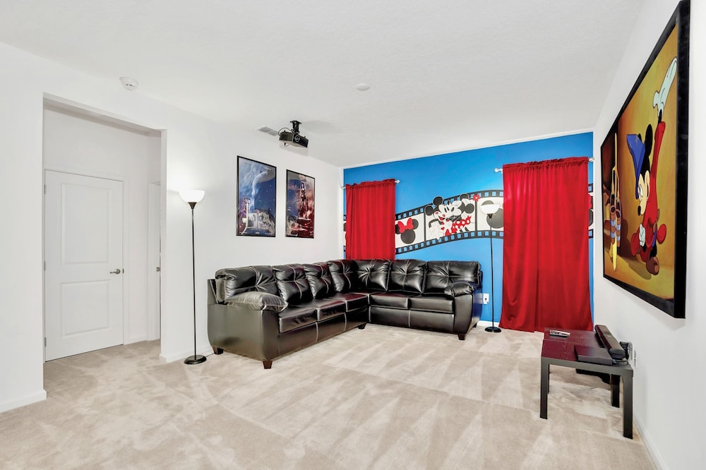 Waterfront Family Mansion w Pool BBQ Games Room view 4