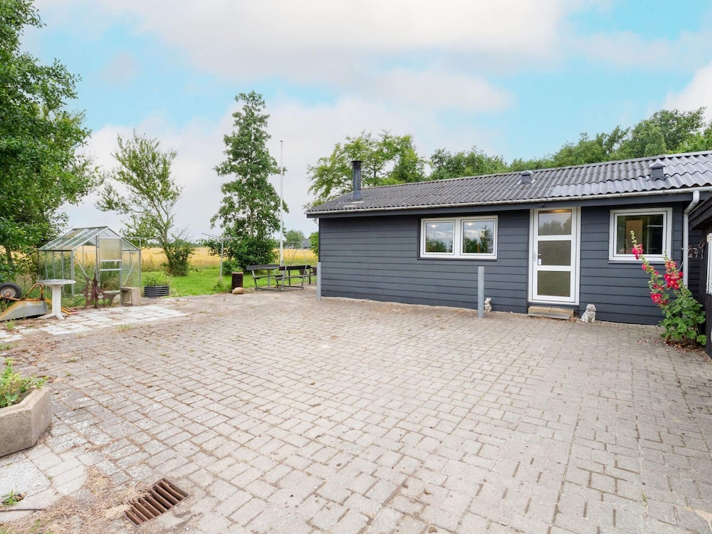6 Person Holiday Home in Thyholm