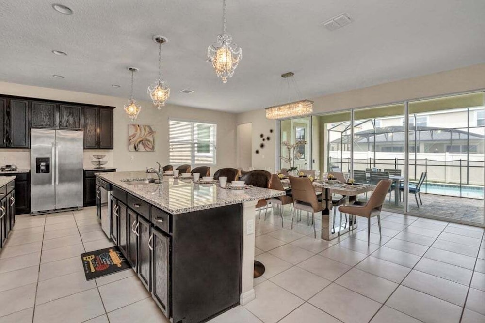 1513nassau 5 Bedroom Villa