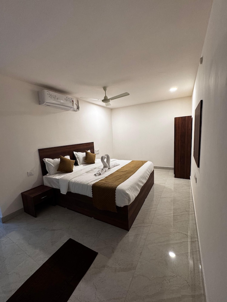 Hotel Royal Bliss